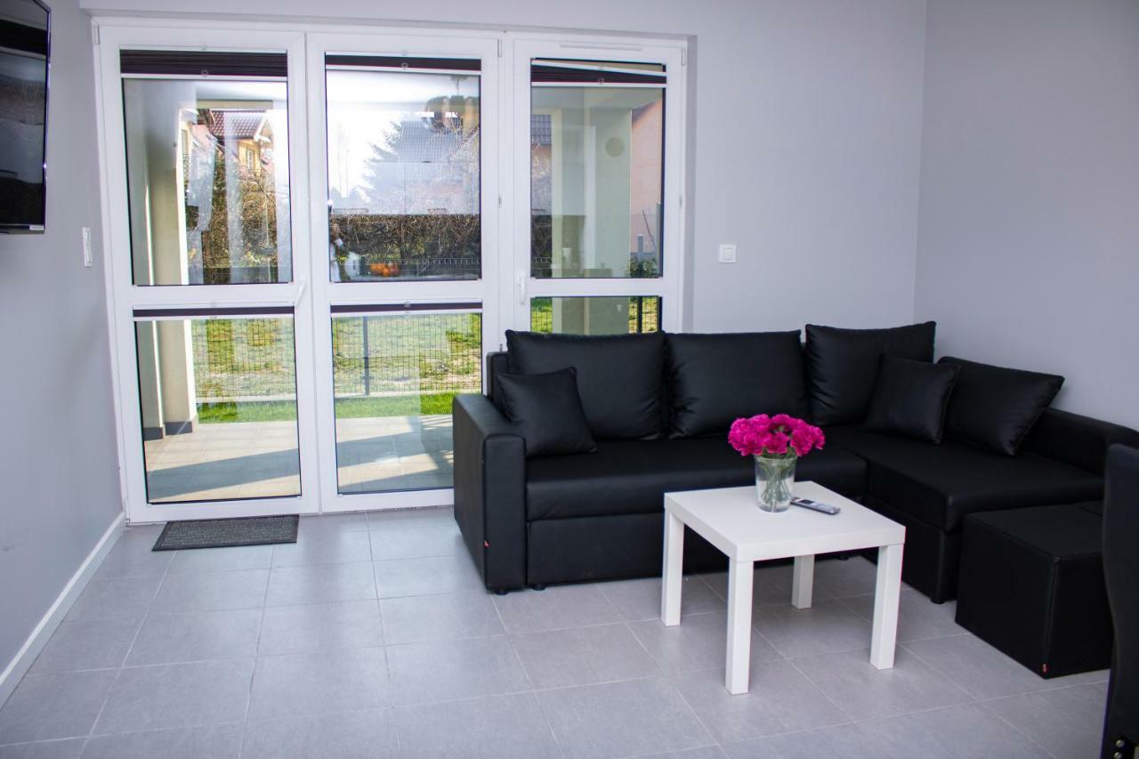 Apartament Z Ogrodkiem Trzęsacz Exterior foto