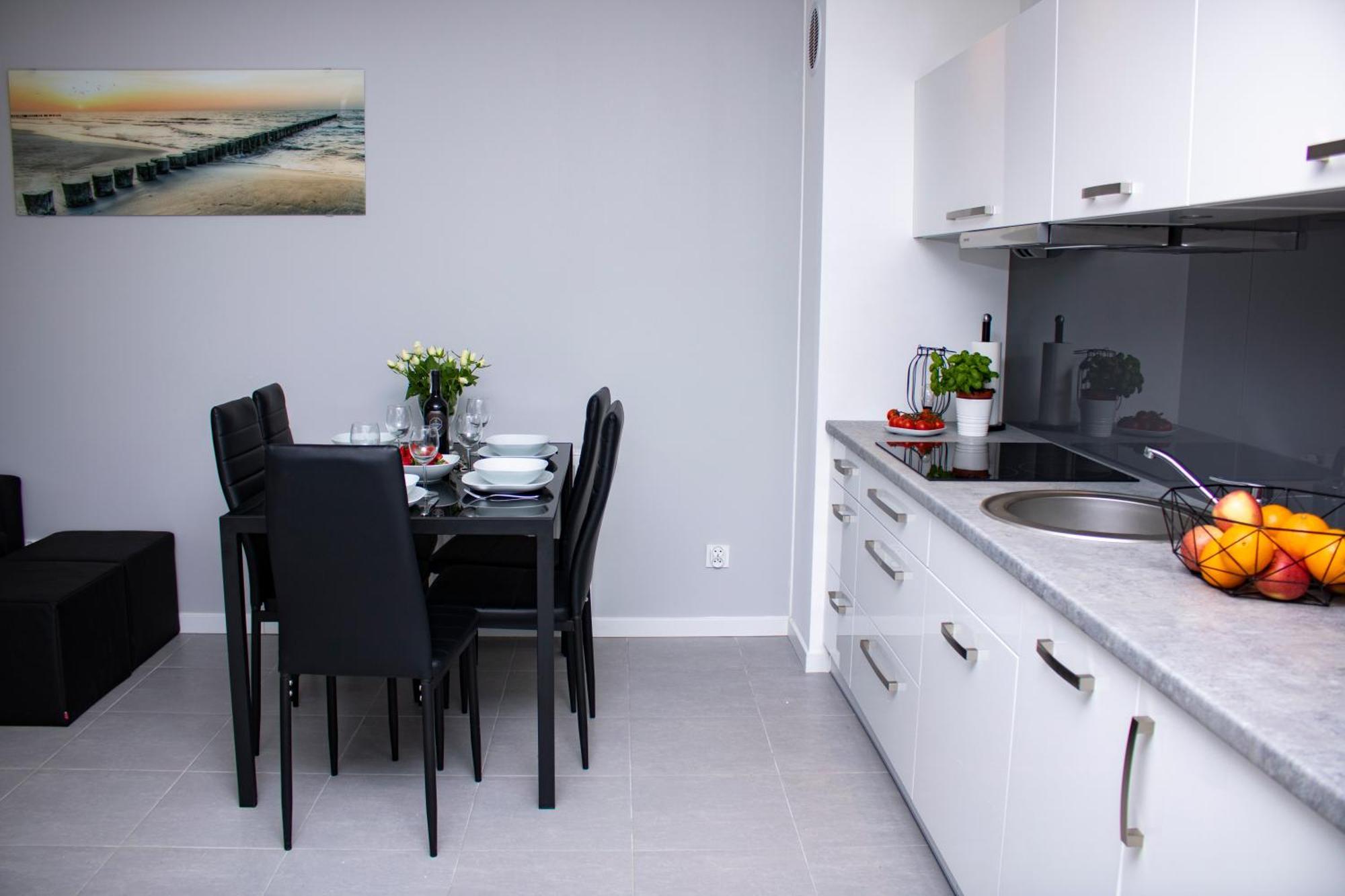Apartament Z Ogrodkiem Trzęsacz Exterior foto